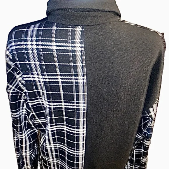 SHEIN Women’s M Oversized Color Block Black & White Plaid Button Down Shirt - Picture 10 of 12